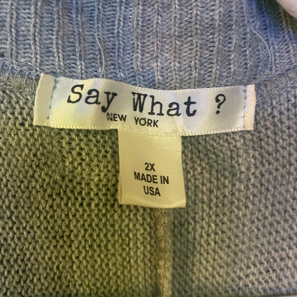 Sweater - Picture 5 of 6